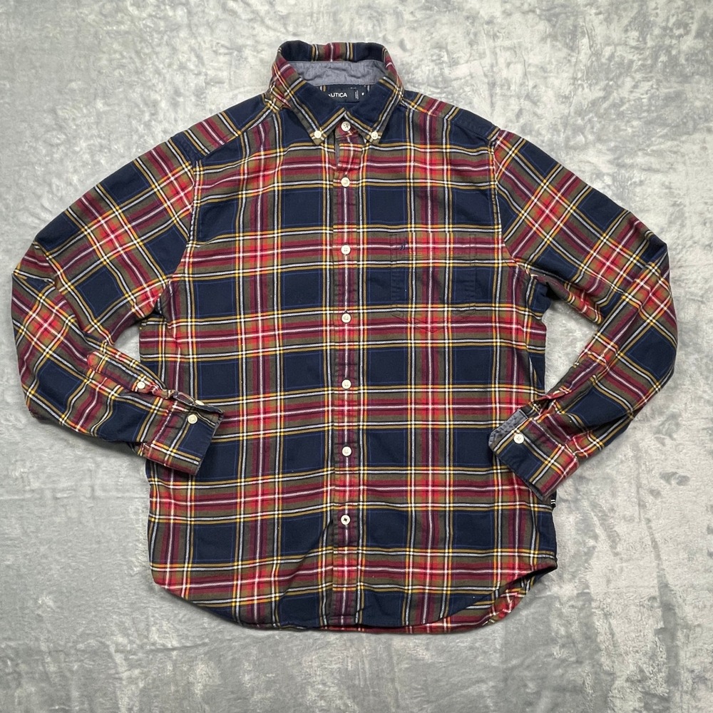 Nautica Plaid Flannel Shirt Mens Medium Navy Blue Red Classic Fit Button Down